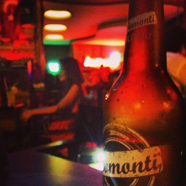 bar