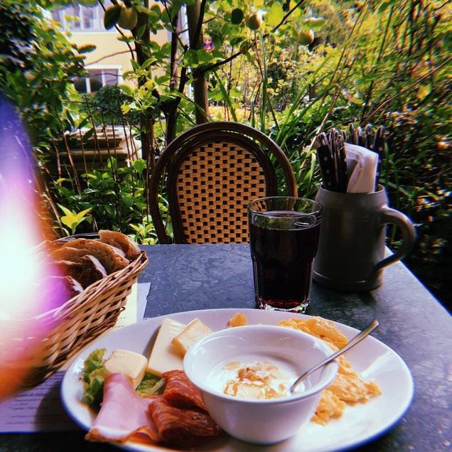 breakfast photo