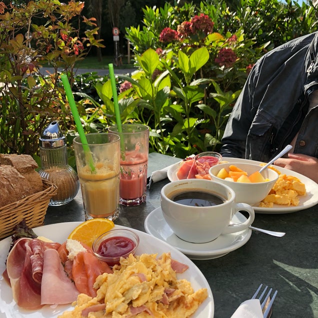 breakfast photo