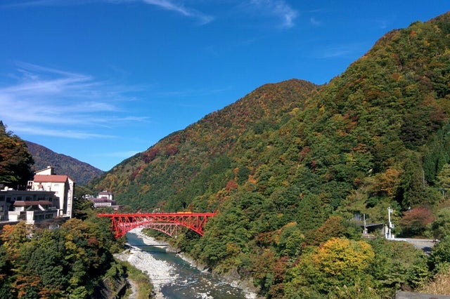 黒部渓谷の絶景と温泉で心満たされる富山の旅｜富山｜黒部・宇奈月の