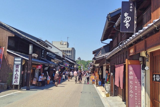 犬山城下町でフォトジュニックな食べ歩きグルメを楽しむ女子旅｜愛知