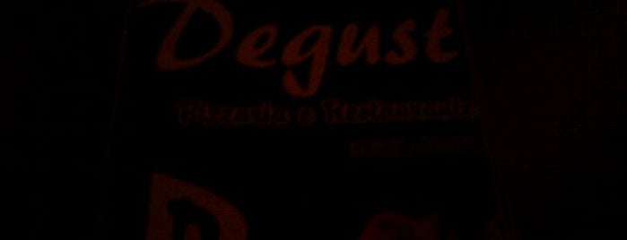Degust Pizzaria e Restaurante is one of infinitos lugares.