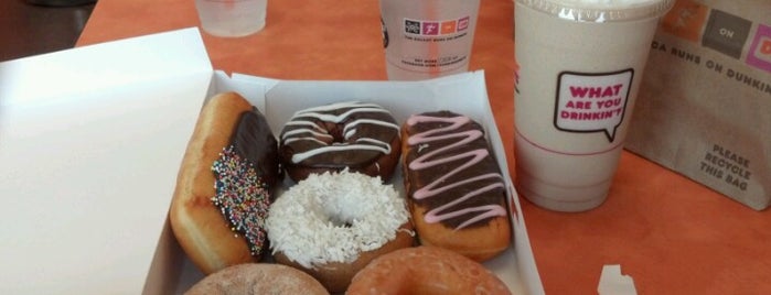 Dunkin' is one of Billさんのお気に入りスポット.