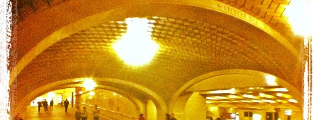 Whispering Gallery is one of New York yaayfied Spots.