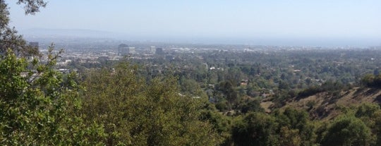 J. Paul Getty Museum is one of LA and beach cities as a local.