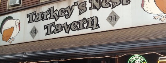 Turkey's Nest is one of Bars.