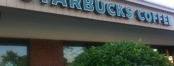 Starbucks is one of Tempat yang Disimpan Lee Ann.