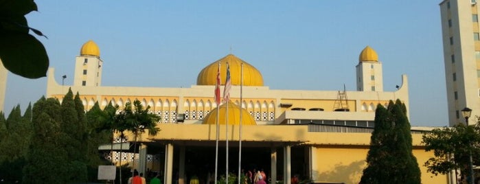 Masjid Jamek Ar-Rahimiah is one of ꌅꁲꉣꂑꌚꁴꁲ꒒ 님이 좋아한 장소.