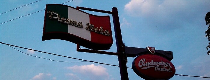 Pizzeria Emilia is one of Adam : понравившиеся места.