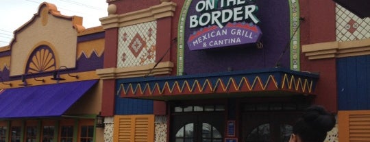 On The Border Mexican Grill & Cantina is one of Tempat yang Disukai April.