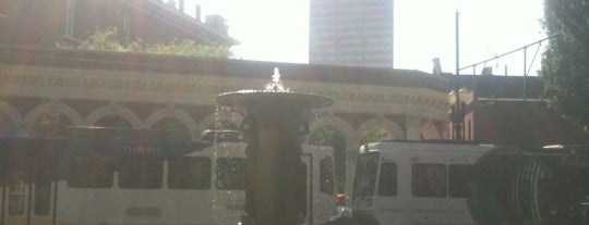 Skidmore Fountain is one of Chrisito 님이 좋아한 장소.