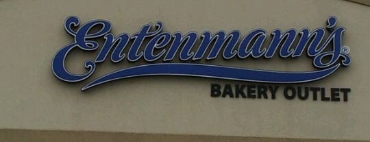 Entenmann's Bakery Outlet is one of Richard’s Liked Places.