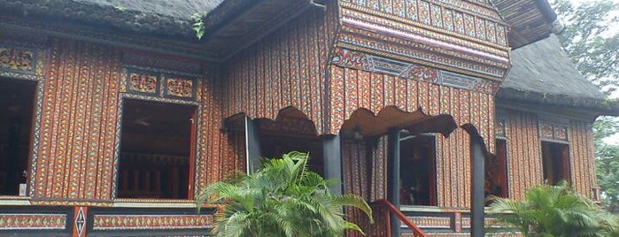 Anjungan Sumatera Barat is one of Visit Taman Mini Indonesia Indah (TMII).