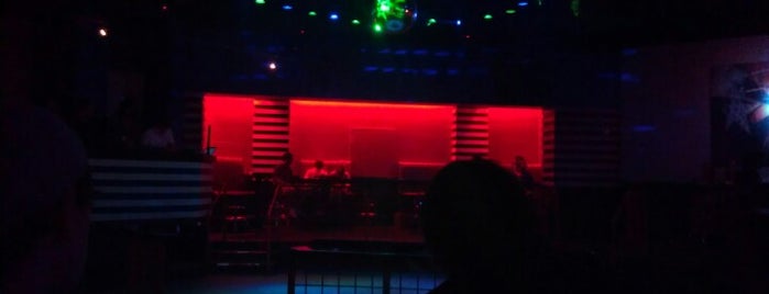 Lone Star Nightclub is one of Livさんの保存済みスポット.