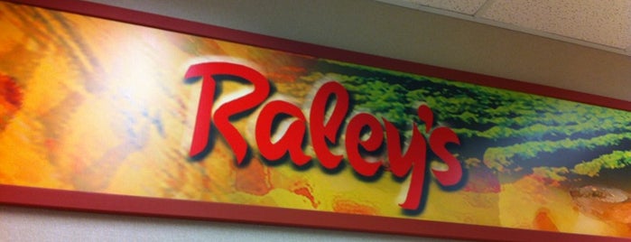 Raley's is one of Locais curtidos por Kim.