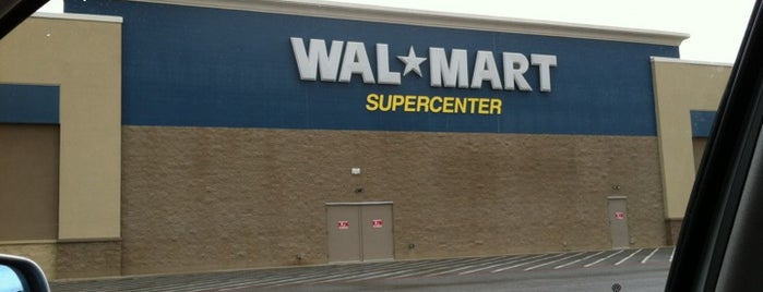 Walmart Supercenter is one of Ya'akovさんのお気に入りスポット.