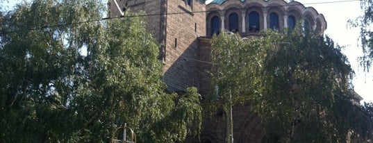 Църква Света Неделя (Sveta Nedelya Church) is one of สถานที่ที่ Alejandro ถูกใจ.