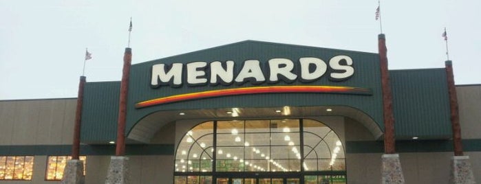 Menards is one of Orte, die Aaron gefallen.