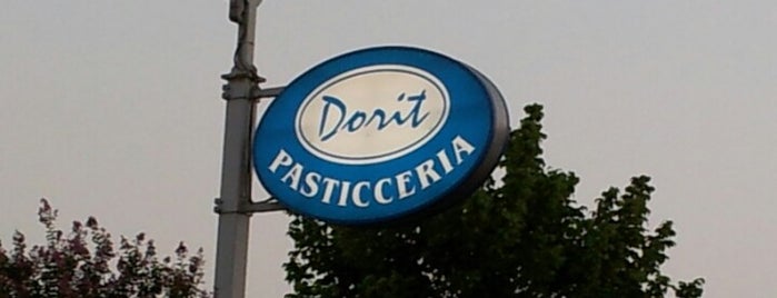Dolciaria Dorit is one of Massimo 님이 좋아한 장소.