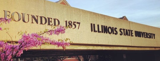 Illinois State University is one of สถานที่ที่ Ray ถูกใจ.