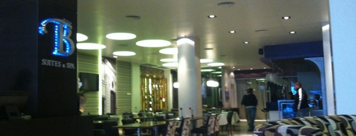 Hotel Bicentenario - Suites & Spa is one of สถานที่ที่ Sabrina ถูกใจ.