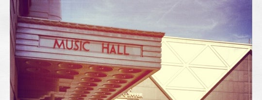 Music Hall Kansas City is one of Car: сохраненные места.