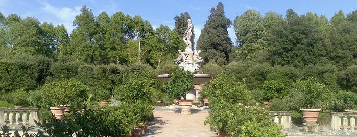 Jardin de Boboli is one of Best art cities in Tuscany.