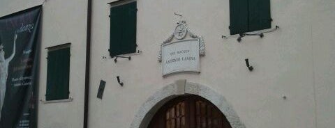 Museo e Gipsoteca Canova is one of สถานที่ที่ Chris ถูกใจ.