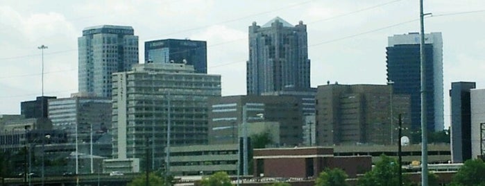 Birmingham-Jefferson Convention Complex is one of Tempat yang Disukai Cheryl.