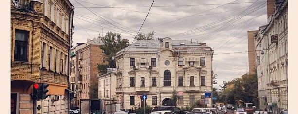 Лялина площадь is one of Шоссе, проспекты, площади и набережные Москвы.