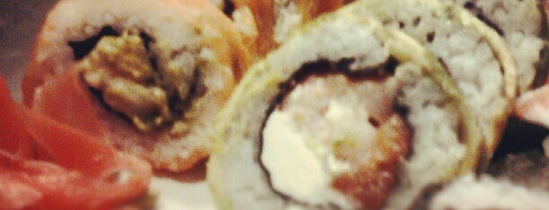 Sushi Katan Delivery is one of สถานที่ที่ Gerardo ถูกใจ.