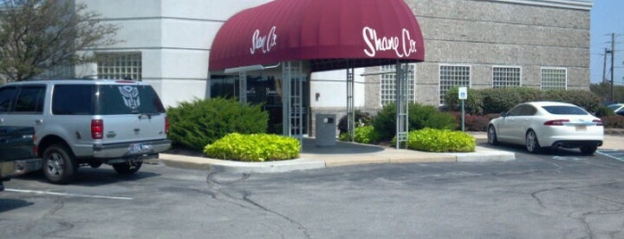 Shane Co. is one of Rew’s Liked Places.