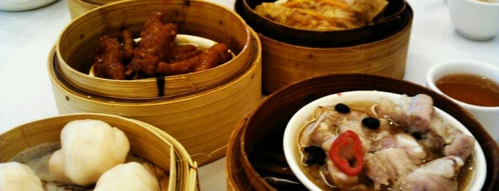 Kam Fook Seafood Restaurant is one of Chatswood's Best Food and Desserts.