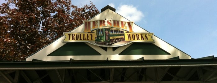 Hershey Trolly Works is one of Lugares favoritos de John.