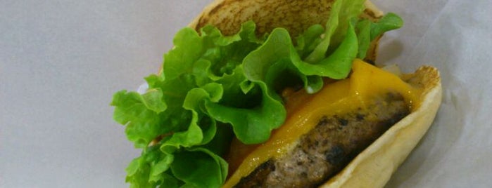 Freshness Burger is one of FRESHNESS BURGER.