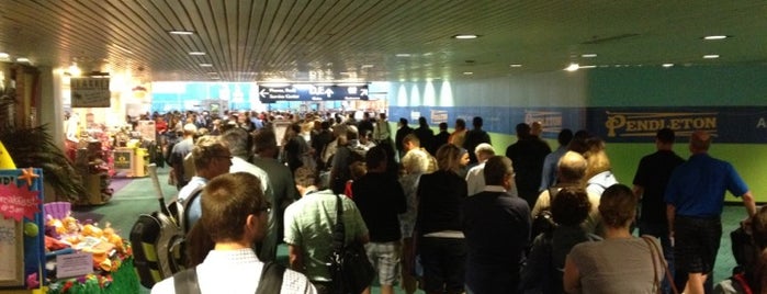 TSA Security Checkpoint D/E is one of สถานที่ที่ Lisa ถูกใจ.