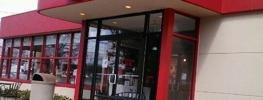 Chick-fil-A is one of Chester'in Beğendiği Mekanlar.