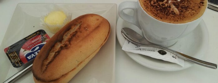 Bombón Café is one of Posti che sono piaciuti a José Manuel.