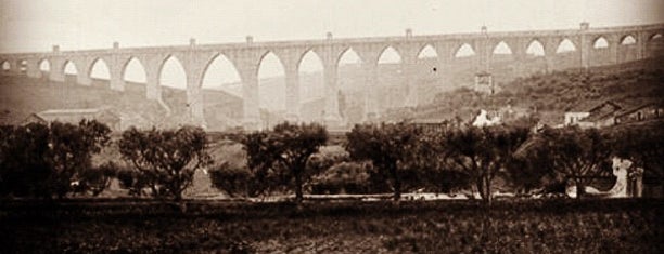 Aqueduto das Águas Livres is one of Landmarks.