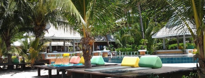 Pariya Resort & Villas Haad Yuan Koh Phangan is one of Tempat yang Disukai Kat.