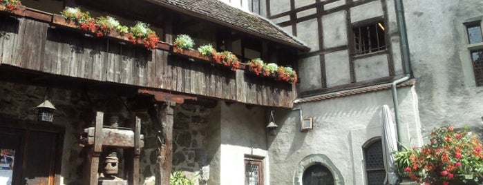 Schattenburg is one of Tempat yang Disukai Oliver.