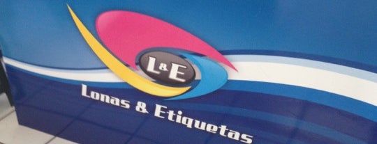 Lonas y Etiquetas is one of Lugares.