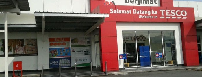 Lotus's (formerly Tesco) is one of Sepang.