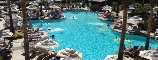 Hyatt Regency Huntington Beach Resort And Spa is one of Dee Phunk : понравившиеся места.