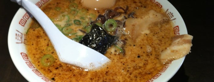 三十二代目 哲麺 is one of 関西ラーメン.