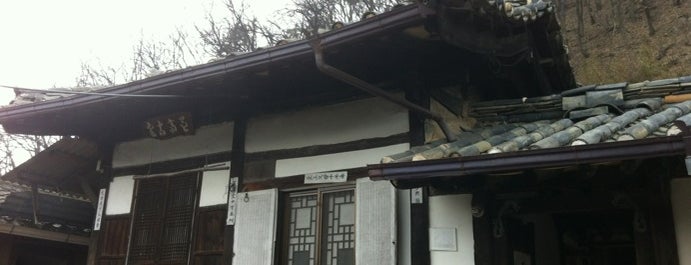 금포고택 is one of 경상북도의 게스트하우스/Guesthouses in North Gyeongsang Area.