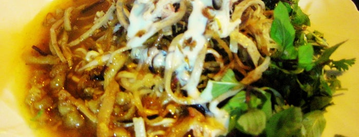 Mỳ Hàn Quốc is one of Eating Hà Nội.