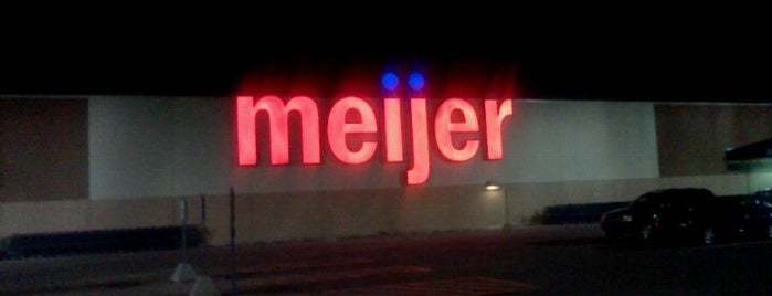 Meijer is one of สถานที่ที่ Karen ถูกใจ.
