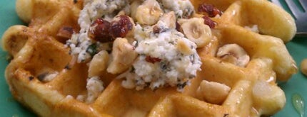 Sweet Iron Waffles is one of Posti che sono piaciuti a minniemon.
