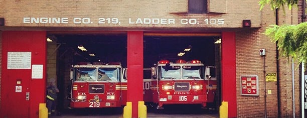FDNY Engine 219/Ladder 105 is one of Visiter New-York.